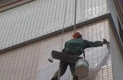 菏泽市卫生间漏水维修公司分享下菏泽市外墙防水的必要性。
